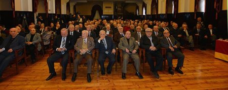 Galatasaray'da mart ayı divan kurulu toplantısı yapıldı