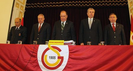 Galatasaray'da mart ayı divan kurulu toplantısı yapıldı