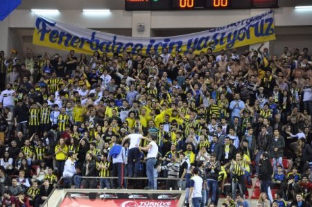 Galatasaray'ı 63-57 yenen Fenerbahçe Ülker Türkiye Kupası'nın sahibi oldu (1)
