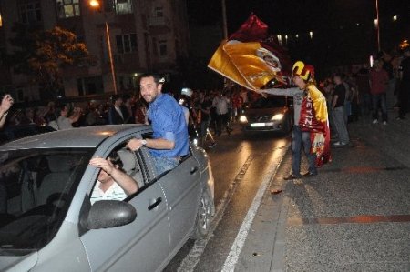 Galatasaray'ın şampiyonluğu Balıkesir'de coşkuyla kutlandı