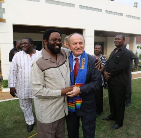 Gana Cumhurbaşkanı, Topbaş’a kitap hediye etti