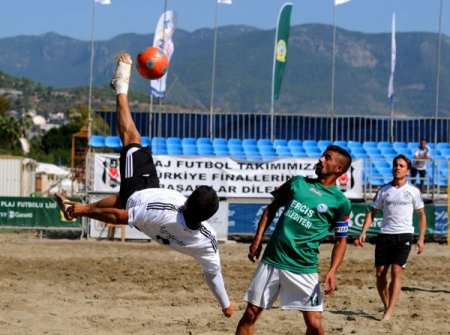Garanti Plaj Futbolu Ligi'nin şampiyonu Beşiktaş oldu