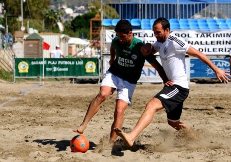Garanti Plaj Futbolu Ligi'nin şampiyonu Beşiktaş oldu