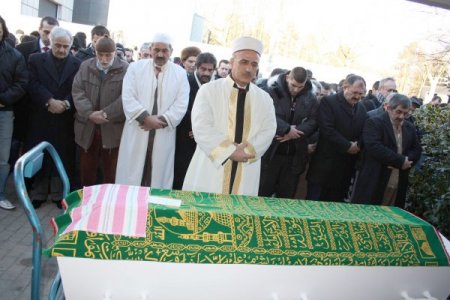 Gardiyanların Dayağı Sonucu Ölen Şahin'in Cenaze Namazında Gözyaşı Sel Oldu