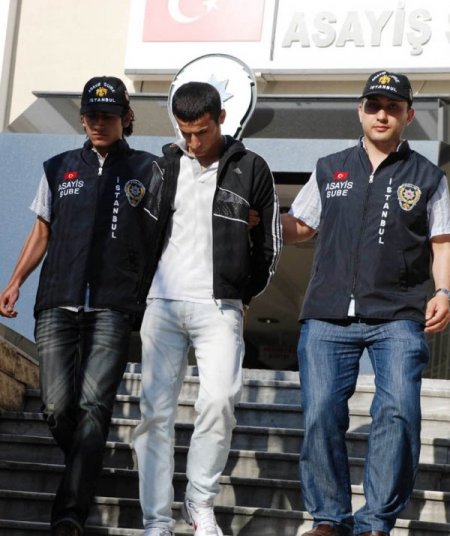 Gasp Ettiği Kadını Döverek Komalık Etti