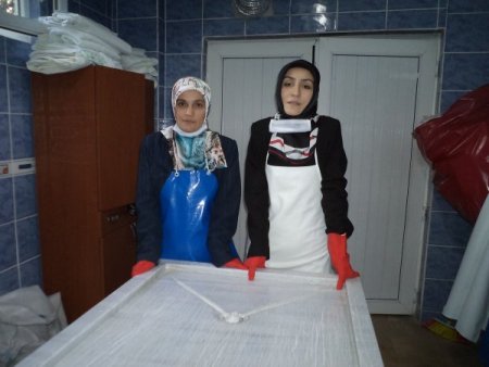 'Gassalız' dediğimizde irkilip zıplayan da var, otobüste yanımızdan kaçan da