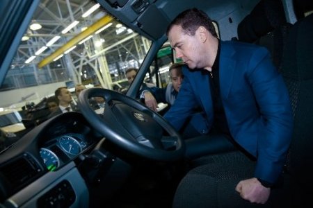 GAZ minivanlar 22 bin 500 dolardan satışa sunulacak