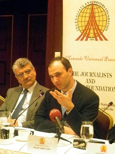 Gazeteciler ve Yazarlar Vakfı, AK Parti Modeli’ni konuştu