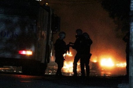 Gazi Mahallesi'nde 'Gezi Parkı' olayları devam ediyor