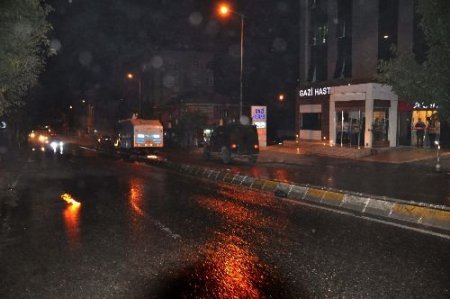 Gazi Mahallesi'nde Olaylı Gece