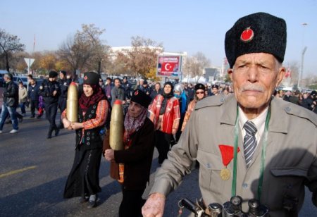 Gaziantep düşman işgalinden kurtuluşunu kutluyor