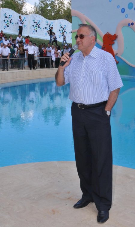 Gaziantep Hayvanat Bahçesi’nin yeni sakinleri foklar, gösterileriyle büyüledi