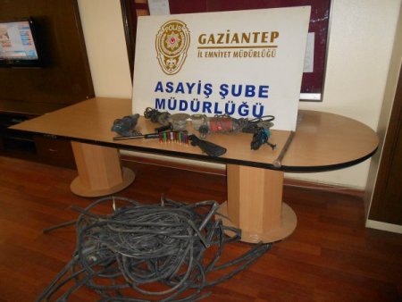 Gaziantep polisi 5 ilden hırsızlık yapan şebekeyi çökertti