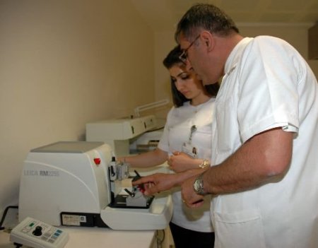 Gaziantep Sani Konukoğlu Hastanesi'nde Patoloji Ve Sitoloji Laboratuvarı Hizmete Girdi