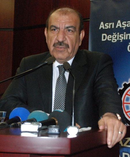 Gaziantep Ticaret Odası’ndan Nejat Koçer’e Vefa Plaketi