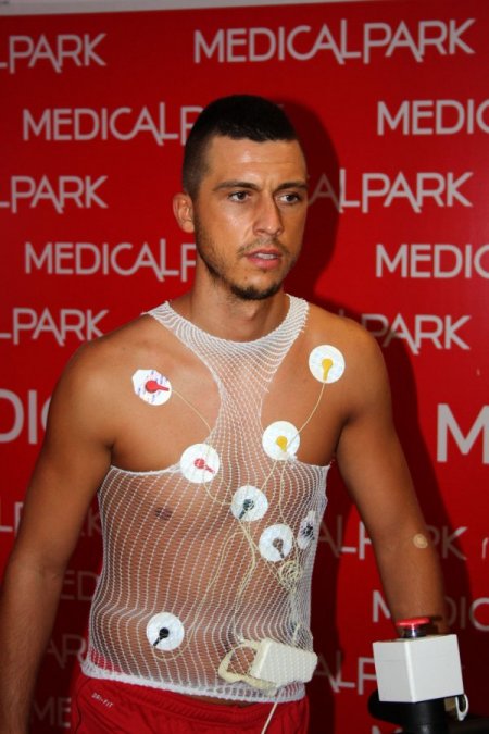 Gaziantepspor’un yeni transferi Medunjanin sağlık kontrolünden geçti