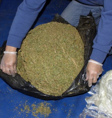 Gaziantep’te 2 farklı operasyonda 244 kilo esrar ele geçirildi