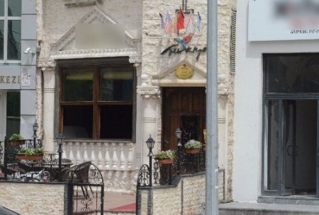 Gaziantep'te eğlence mekanı önüne atılan paket patladı, bir kişi yaralandı