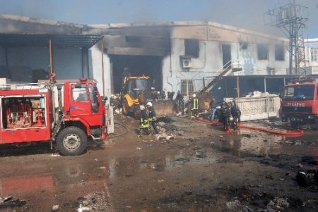 Gaziantep'te iplik fabrikasında yangın çıktı