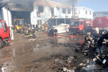 Gaziantep'te iplik fabrikasında yangın çıktı