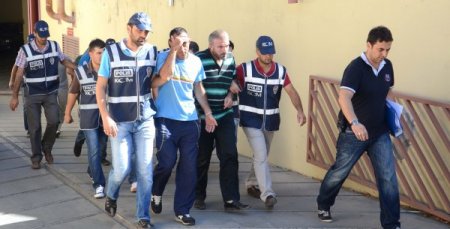 Gaziantep'te salatalık arasında uyuşturucu yakalandı