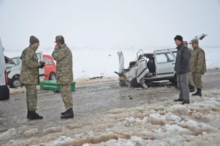 Gaziantep’te trafik kazası: 1 ölü, 4 yaralı