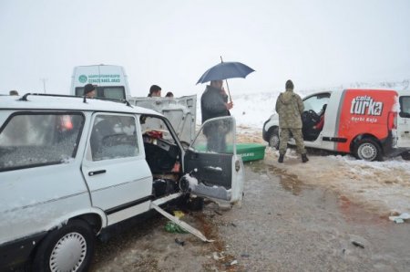Gaziantep’te trafik kazası: 1 ölü, 4 yaralı