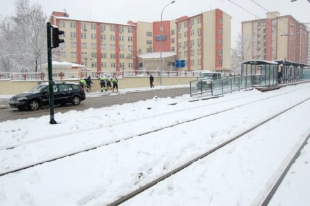 Gaziantep'te Yoğun Kar Yağışı Uçak Seferlerini Aksattı