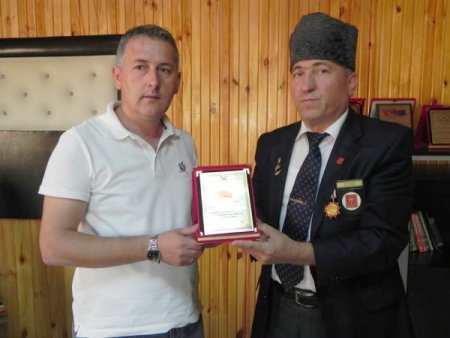 Gaziler Derneği yönetimi, Çilek Halk Otobüsçüleri Kooperatifi'ni ziyaret etti