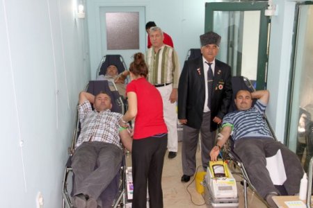 Gaziler Derneği'nin kan bağışı kampanyası yoğun ilgi görüyor