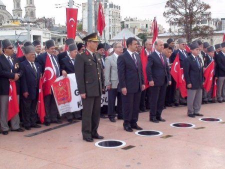 Gaziler Günü Taksim'de kutlandı