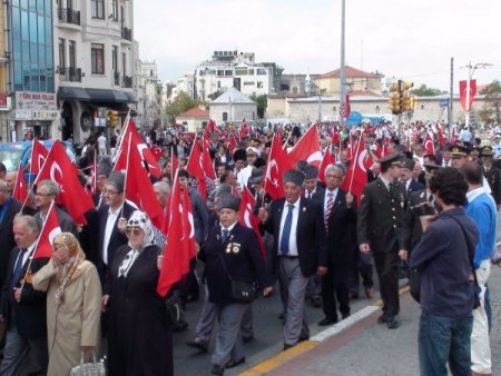 Gaziler Günü Taksim'de kutlandı