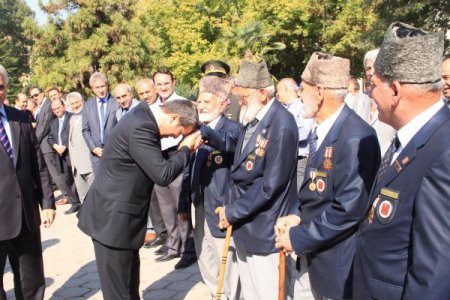 Gaziler Günü'nde şehitler anıldı