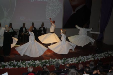 Gaziosmanpaşa Üniversitesi Mevlana'yı andı