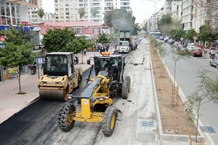 Gazipaşa’da asfalt çalışmaları devam ediyor