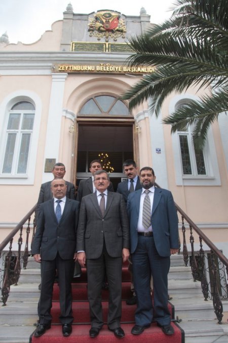 Gazze Belediye Başkanı: İsrail kan kusuyor