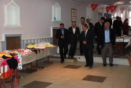 Gazze'de yaptırılan Muhsin Yazıcıoğlu Külliyesi yararına kermes