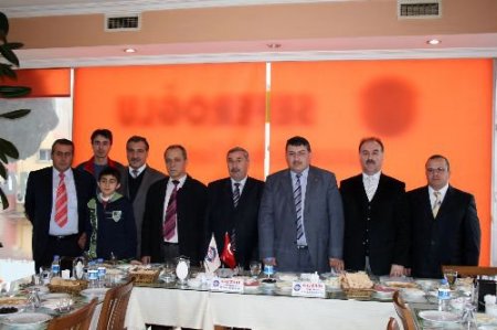 Gebze Taşımacılar Birliği Başkanı Akalın: P Plakaları Ranta Dönüştürüldü, Esnaf Mağdur Ediliyor