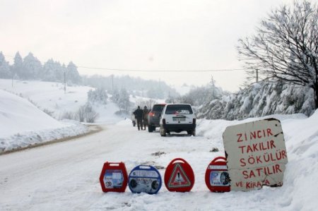 Geç Gelip, Erken Giden Kar, Zincir Satan Esnafı Vurdu
