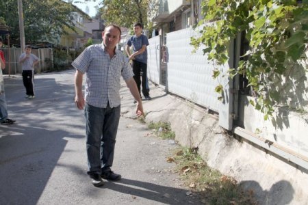 Gece yarısı molotof atılan evdeki anne ve çocuklar ölümden döndü