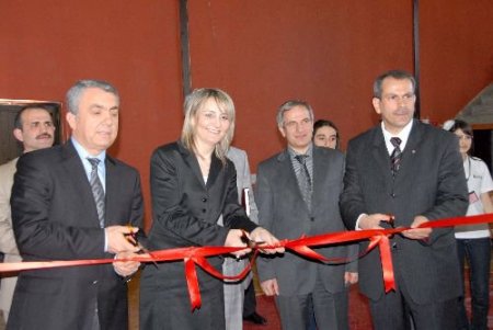 Geleceğin Bilim Adamları Araştırma Projelerini Sergiledi