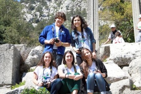 Geleceğin çocukları Antalya’yı fotoğrafladı