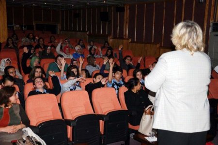 Geleceğin öğretmenini 10 kat daha akıllı nesiller bekliyor