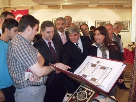 Geleneksel El Sanatları Ve Türk Süsleme Sanatları Sergisi Adana'da Açıldı