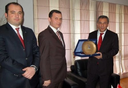 Gelir İdaresi'nden Hürsiad Üyelerine Varlık Barışı Semineri