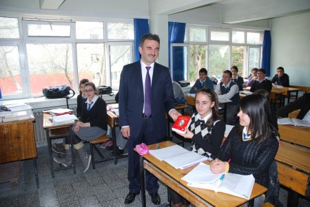 Gemlik Belediyesi’nden öğrencilere Çanakkale gezisi