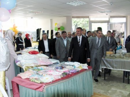 Gemsiad'dan Fakir Öğrenciler Yararına Kermes