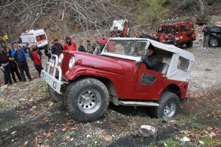 Genç Denizlililer doğa yürüyüşüne çıktı