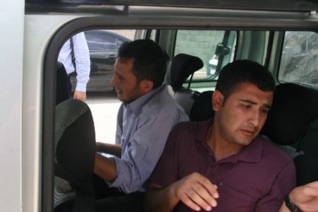 Genç Gazeteci, Annesini Gözyaşları Arasında Toprağa Verdi