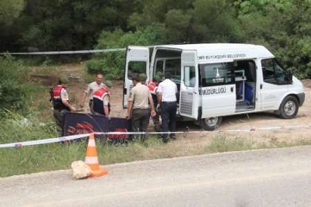 Genç kadın başı ezilip boğazı kesilerek öldürüldü